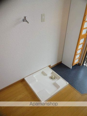 クリスタルマンションの内装写真