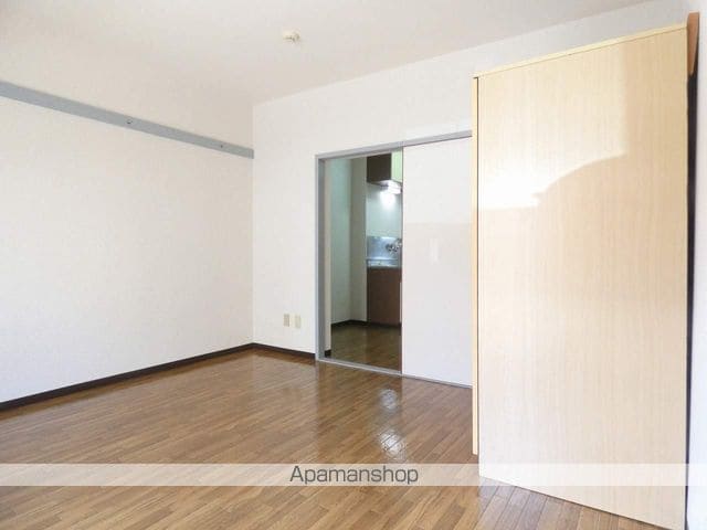 マンションカトレアIの内装写真