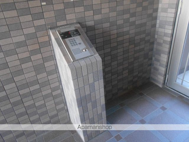 コンフォースの外観写真