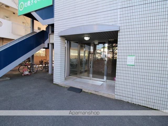 宮之阪ハイツ弐番館の玄関写真