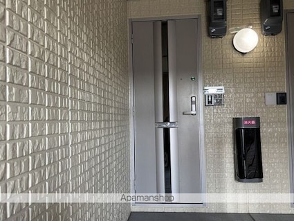 トゥルースタウン[2LDK/58.07m2]のエントランス