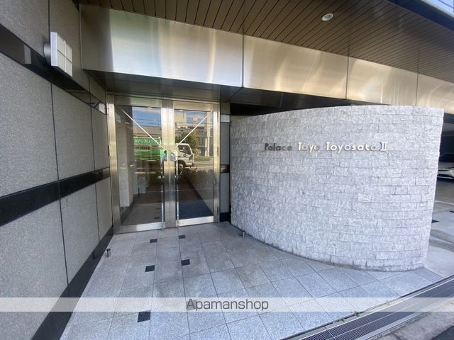 パレス東洋豊里2号館の玄関写真