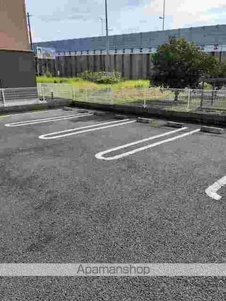 ジェンティーレ[1R/36.79m2]の駐車場