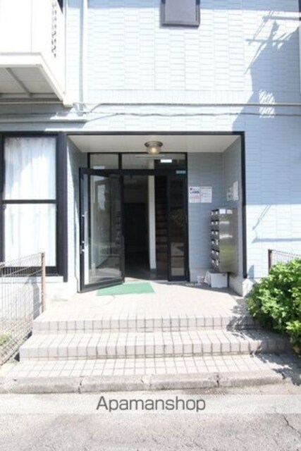 愛媛県松山市桑原５丁目[1K/22.68m2]のエントランス