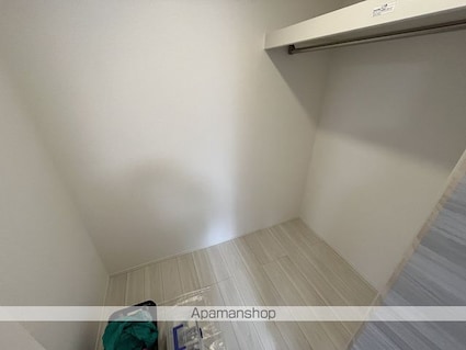 滋賀県草津市東矢倉３丁目[1LDK/42.79m2]の収納