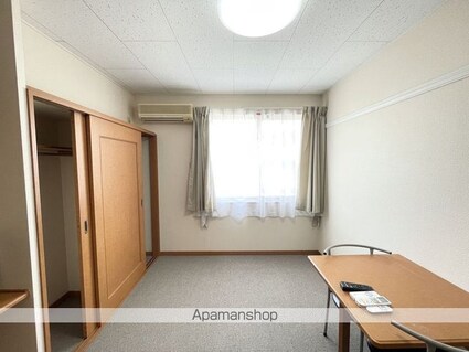 レオパレスタカネ．台[1K/22.7m2]のリビング・居間2