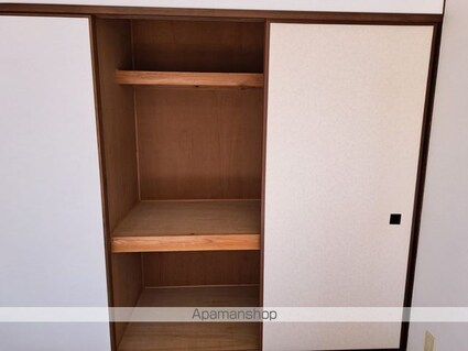 桂ビル[2K/36.78m2]の収納