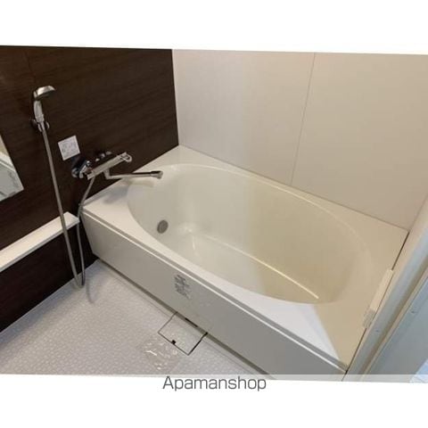 ラクレイス西新レジデンシャルタワーの内装写真