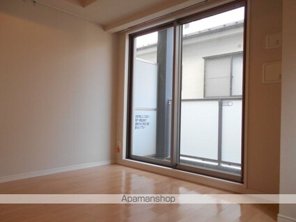 東京都中野区本町６丁目[1K/21.74m2]のリビング・居間