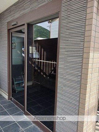 シャン・ド・フルール[1K/25.32m2]のエントランス