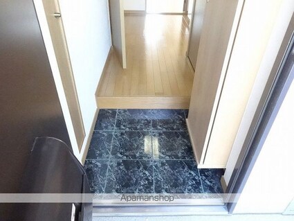 プチメゾンＭ[1K/28m2]の玄関