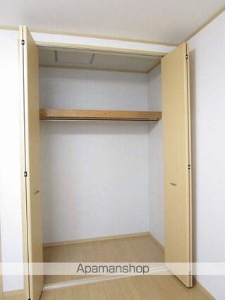 久保田町３丁目貸家　[4LDK/71.25m2]の内装8