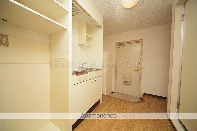 ハイツ宮の森II番館の内装写真