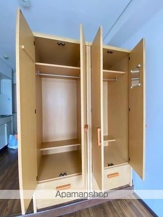 エステート番町ハウス[1K/15.82m2]の収納