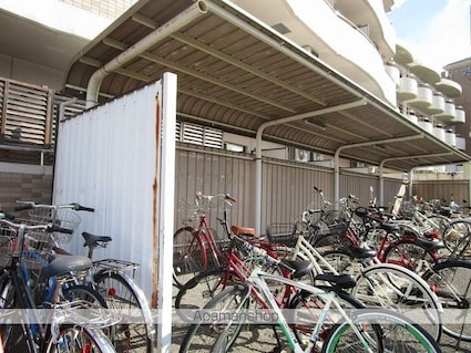 ニューハイツ大計１[1K/25.51m2]の駐車場