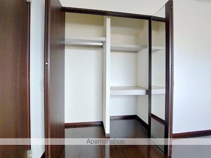 ＬＵＸＵＲＹ　ＭＡＮＳＩＯＮ[2LDK/51.97m2]の収納