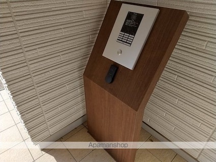 べレオ・ぺリファニア[1SLDK/53.69m2]のエントランス