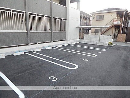 東京都昭島市昭和町１丁目[1LDK/40.99m2]の駐車場