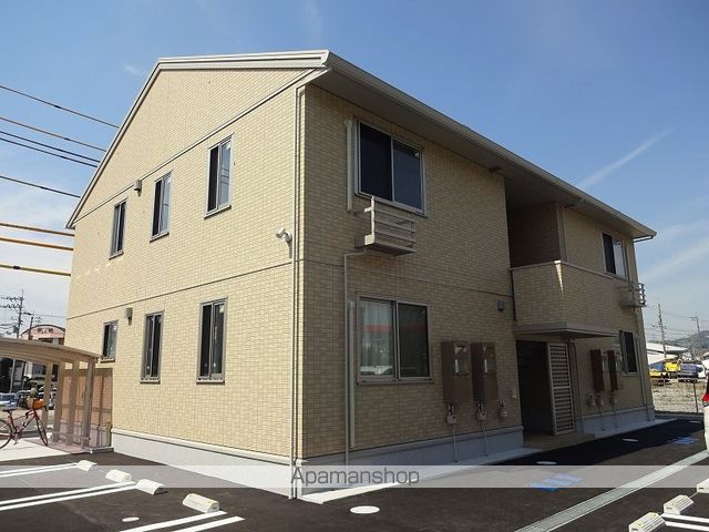 レジデンスKOUGA B棟の外観写真