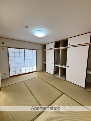 マンションＲＥＦＩＮＡＤＯ[3LDK/64.92m2]の内装2