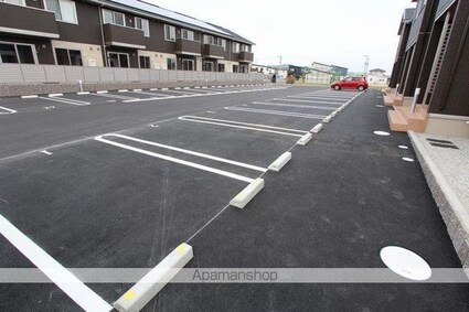 オネスト上林　Ａ棟[2LDK/53.34m2]の駐車場