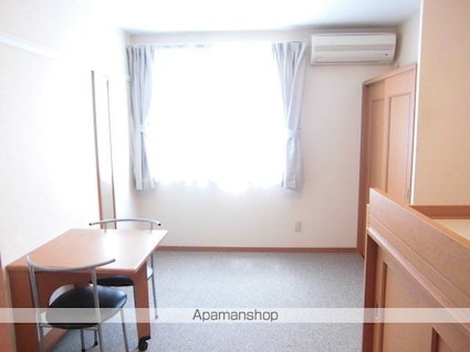 レオパレス金剛沢[1K/26.08m2]のリビング・居間1