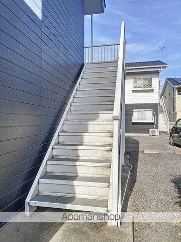 ストーンズプラザCの玄関写真