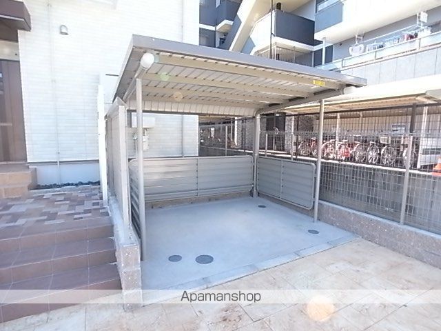 リバーサイド・ミツの玄関写真
