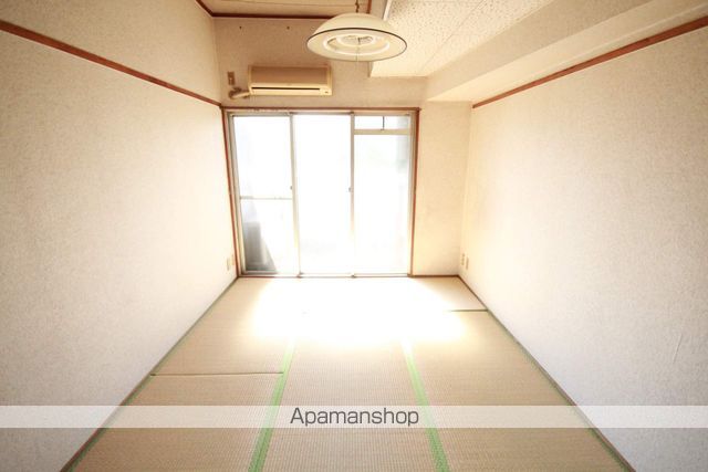 山口ビルの内装写真