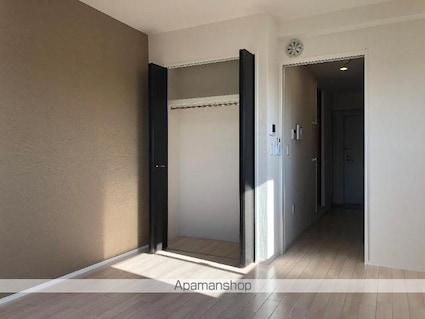 ヴィラ・ツリーサイド[1K/25.71m2]の収納