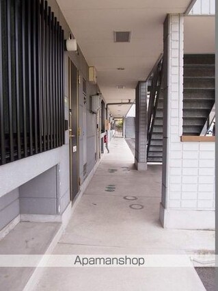 Ｐｌｕｍ　Ｇａｒｄｅｎ[2DK/48.6m2]のエントランス2