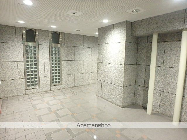 ESLEADKITAUMEDADAINIの内装写真