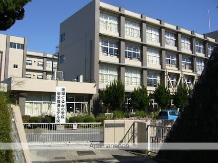 コーポ勢多Ⅵ番館[2LDK/70.35m2]の周辺2