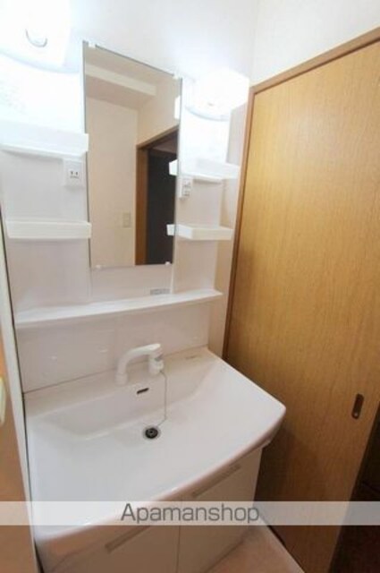 サンクトーム屋島[2LDK/60.38m2]の洗面所