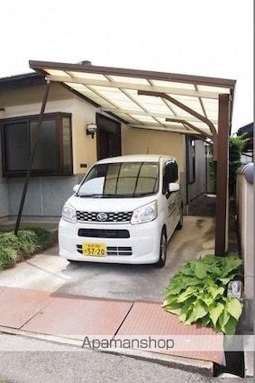 伊那　福澤貸家[4DK/83.63m2]の駐車場