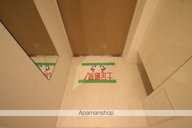 セレニテ新大阪カルムの内装写真