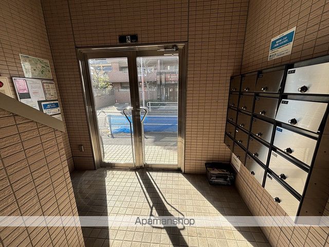 クラージュ474の玄関写真