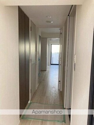 Ｓ－ＲＥＳＩＤＥＮＣＥ新宿御苑[1DK/29.13m2]の玄関