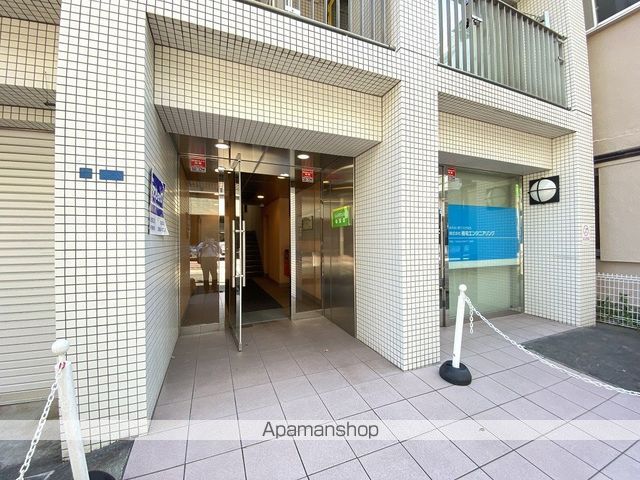 レジデンス勾当台の玄関写真