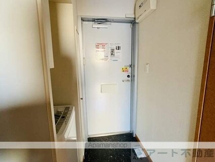 レオパレスエテルネ[1K/19.87m2]の玄関
