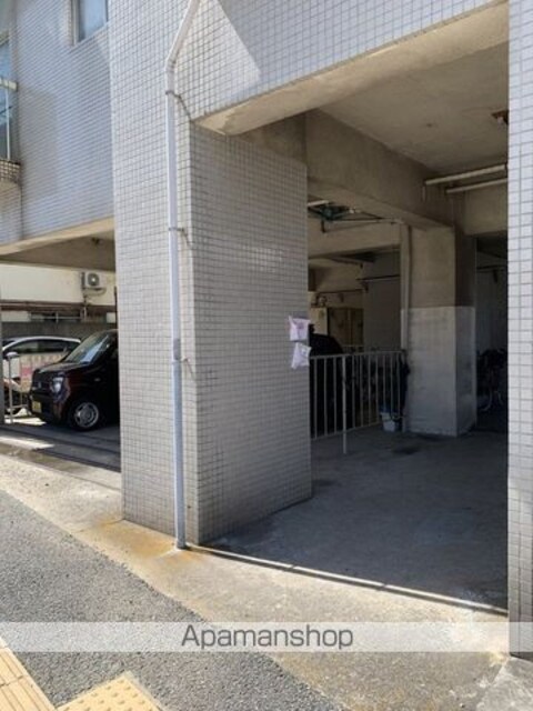 エスポワール駕町[3K/33.95m2]の駐車場