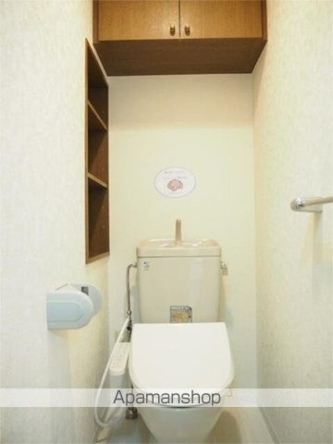 ルーブル中野南台[2DK/40.3m2]のトイレ