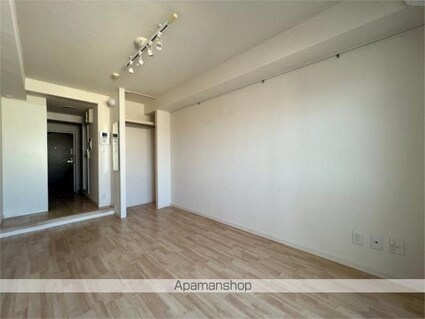 プリュメゾン駒沢[1R/18.46m2]のリビング・居間