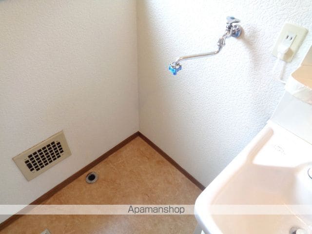 ユートピア久保5号棟の内装写真