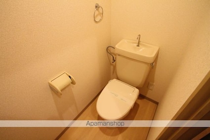 しゃんぐりらひる[2LDK/57m2]のトイレ