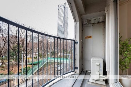 パークグレース新宿[1R/26.53m2]のバルコニー