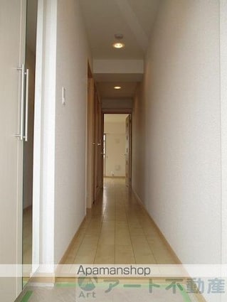 トーラス[1LDK/42.38m2]の玄関