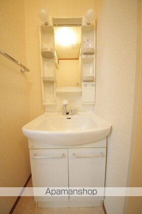 ファミールＹＡＭＡＮＯＹＡ　Ｃ棟[2LDK/56.93m2]の洗面所