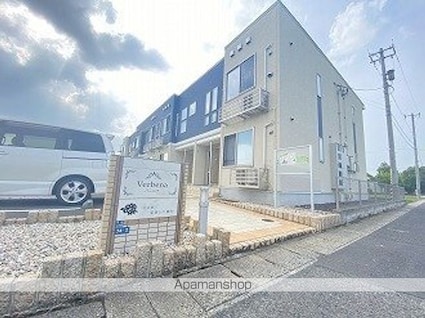 バーベナ[2DK/42.89m2]の外観1