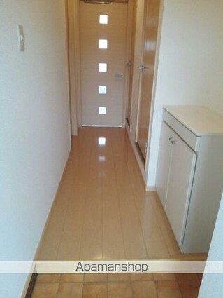 フォンテーヌ・エスト　Ａ棟[1LDK/47.23m2]の玄関